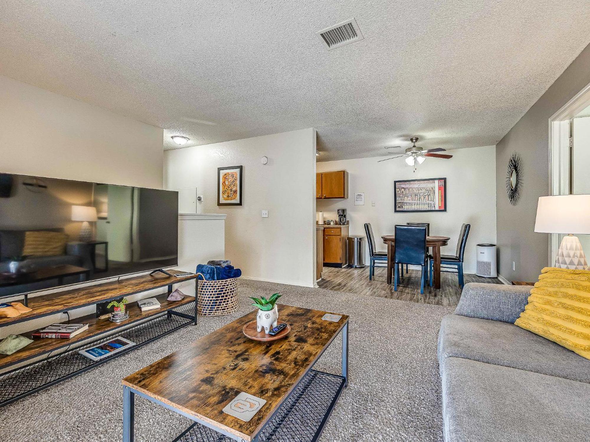 Ou Sooner, Pool & Gym, Bbq, Netflix, 100Mb Internet, Lg Washer & Dryer, Close To Ou! Norman Ngoại thất bức ảnh